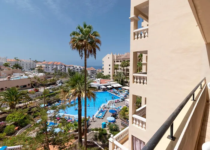 Wonderful 2 Bedroom Location *