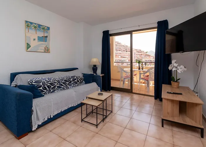 Wonderful 2 Bedroom Location *