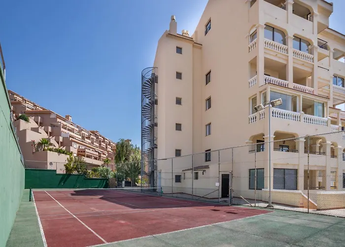 Wonderful 2 Bedroom Location * Los Cristianos (Tenerife)